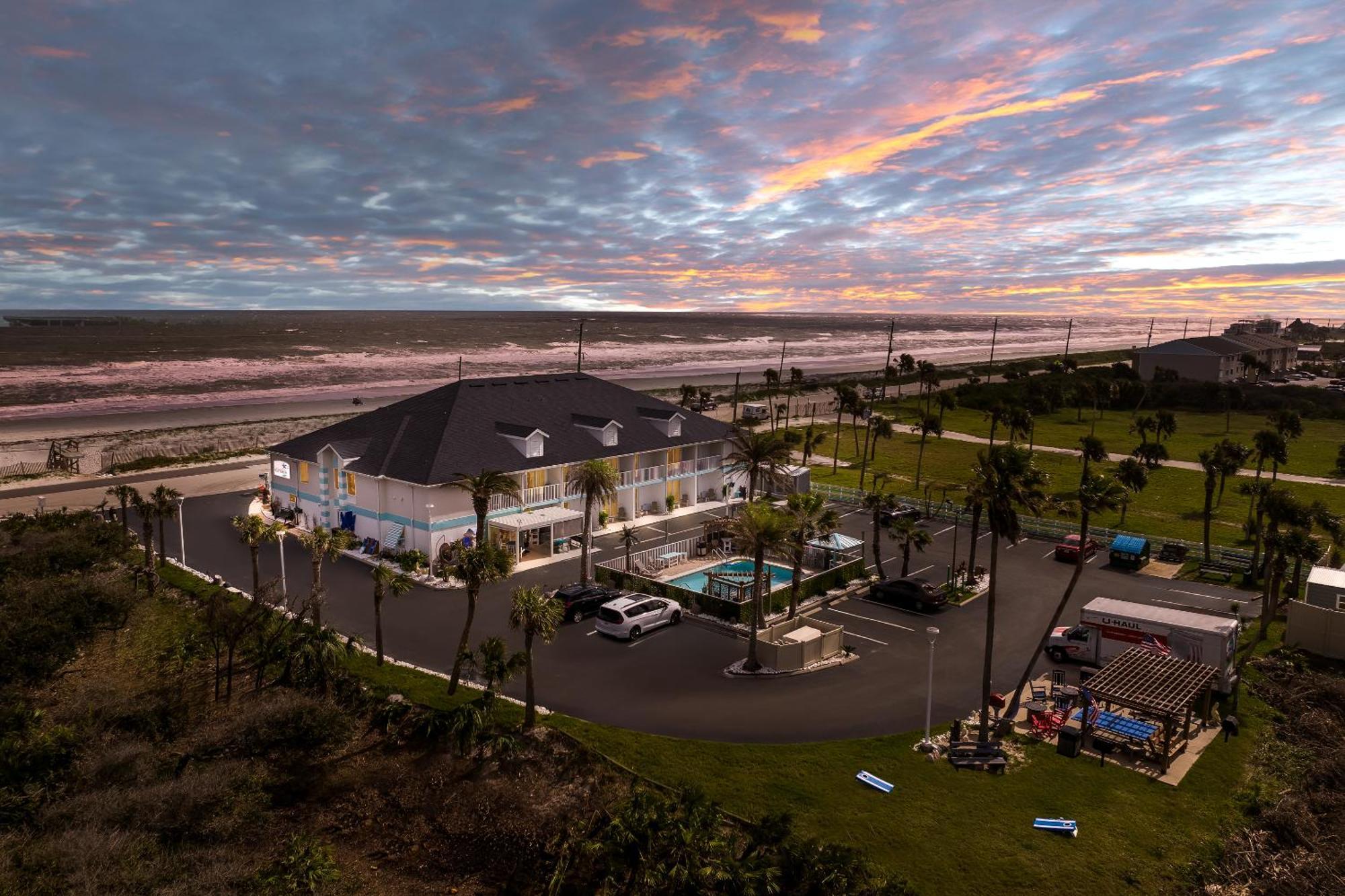 Ocean Sands Beach Inn (Adults Only) Сент Августин Екстериор снимка