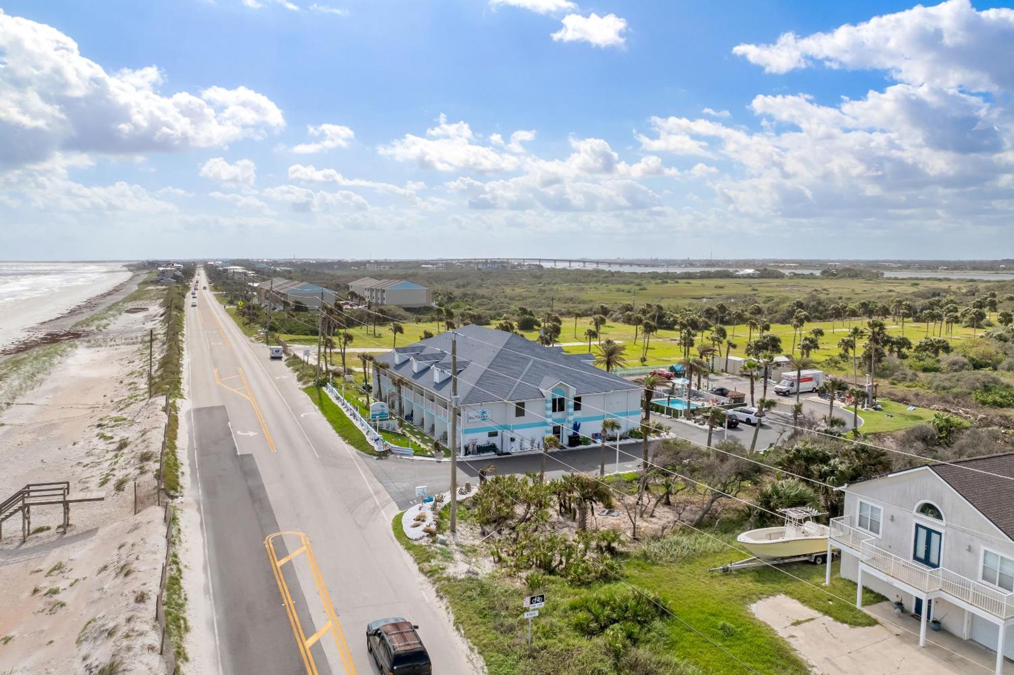 Ocean Sands Beach Inn (Adults Only) Сент Августин Екстериор снимка
