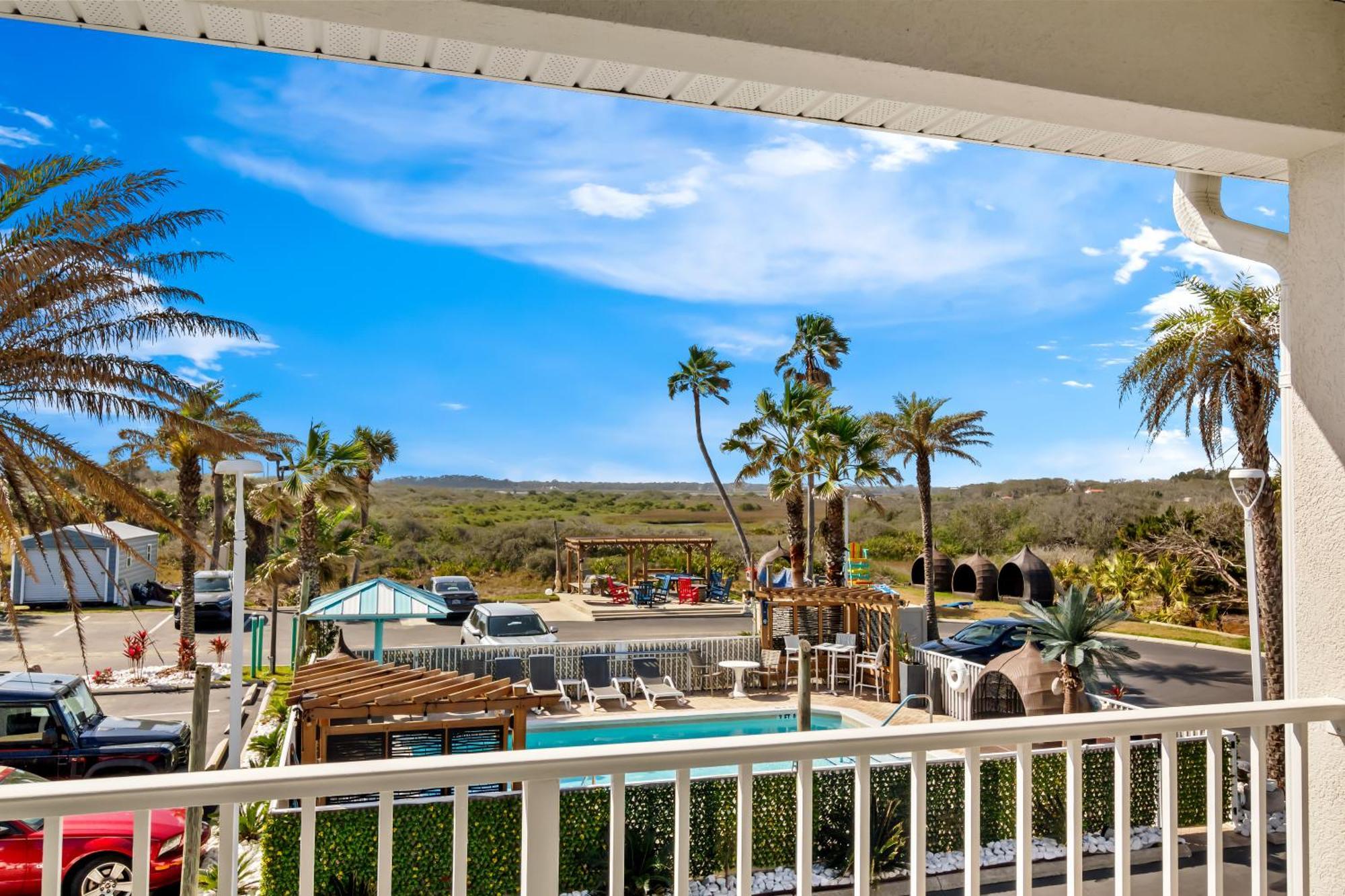 Ocean Sands Beach Inn (Adults Only) Сент Августин Екстериор снимка